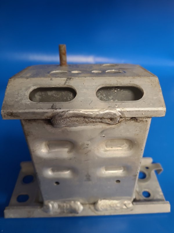 Front bumper reinforcement bracket TOYOTA PRIUS - 30 09-17 Right Front.