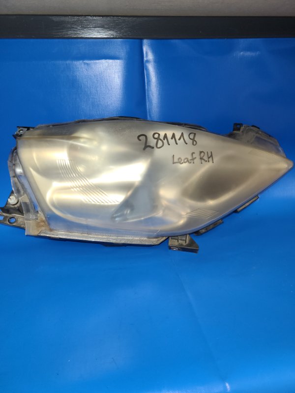 Headlight NISSAN LEAF 10-17 Right Front.