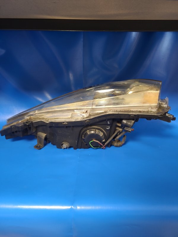 Headlight NISSAN LEAF 10-17 Right