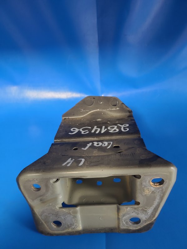 Front bumper reinforcement bracket NISSAN LEAF 10-17 Left.