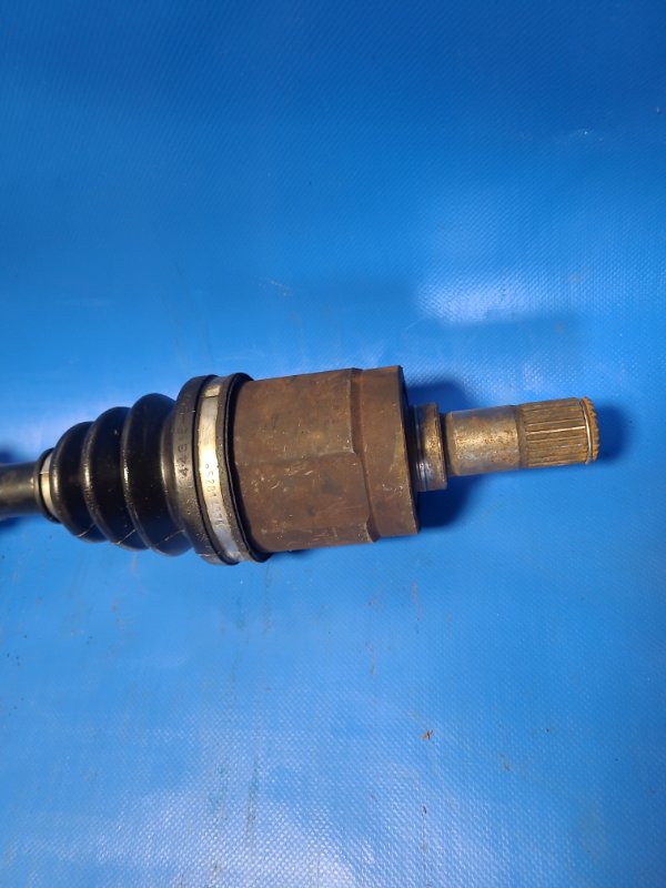 Front wheel drive HONDA CIVIC 4D 06-11 Right.