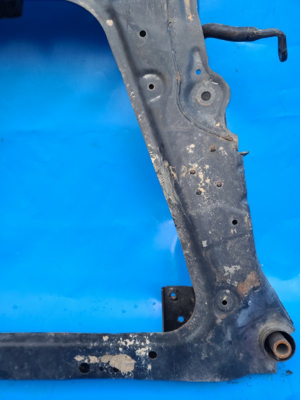 Front suspension beam NISSAN LEAF 10-17