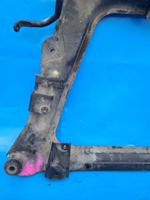 Front suspension beam NISSAN LEAF 10-17