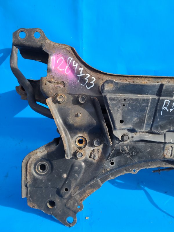 Front suspension beam for Toyota RAV4 05-12