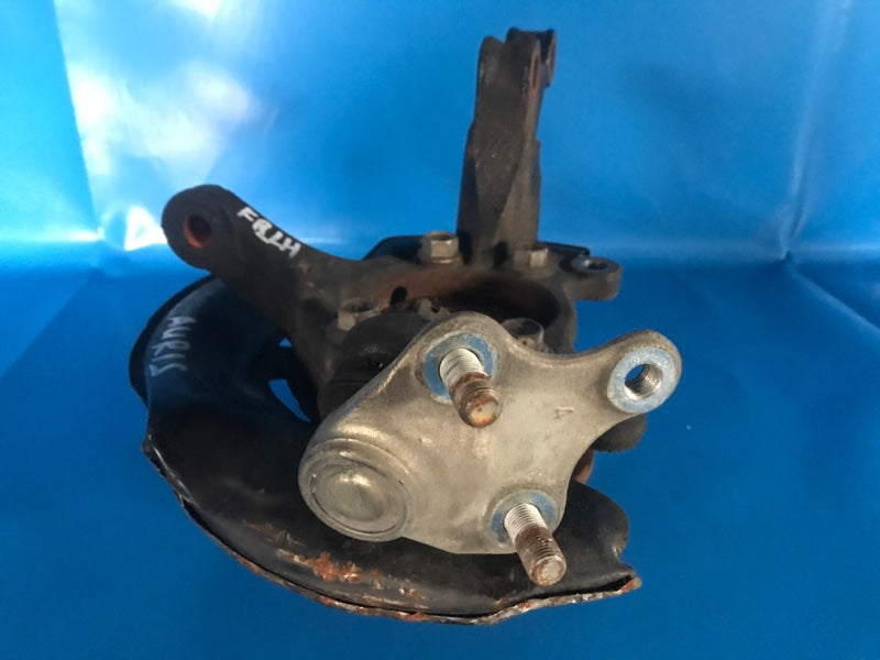 Steering knuckle TOYOTA AURIS 06-12 Left. Front.