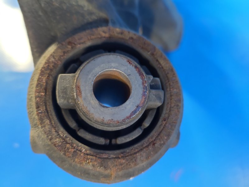 Trunnion MAZDA CX-5 (KE) 11-17 Left. Rear.