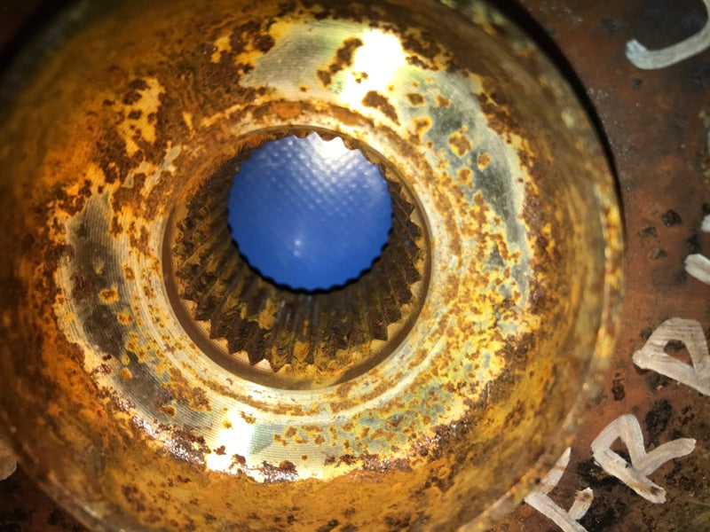 Hub MAZDA CX-5 (KE) 11-17 Right. Before.