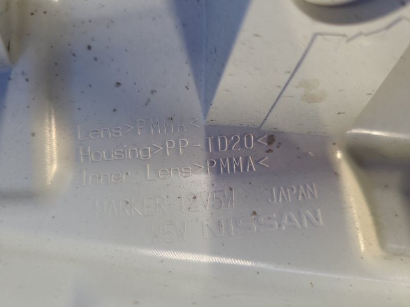 Direction indicator NISSAN LEAF 10-17 Right Front.