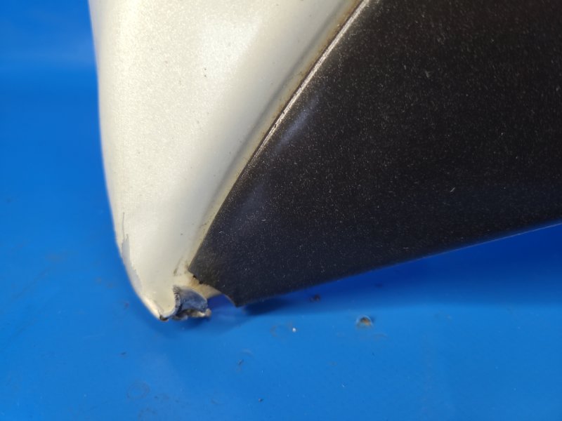 Nissan Leaf hood 10-17