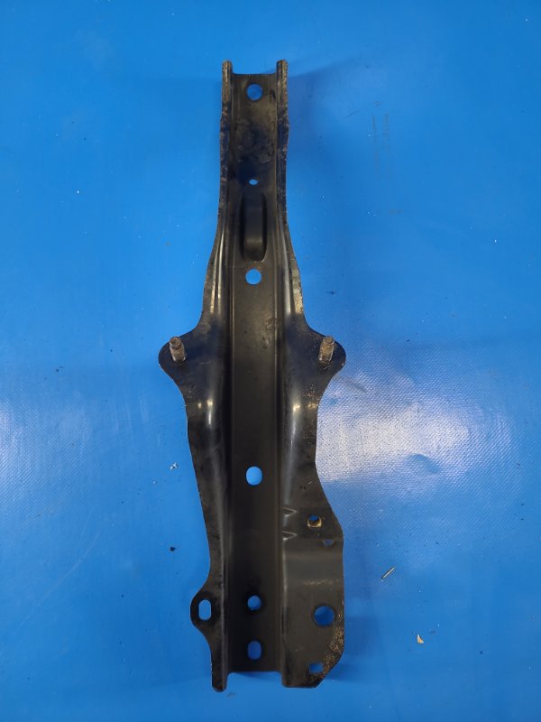 Nissan Leaf 10-17 Hood Lock Bracket