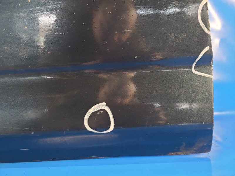 Door TOYOTA RAV4 05-12 Left. Front.