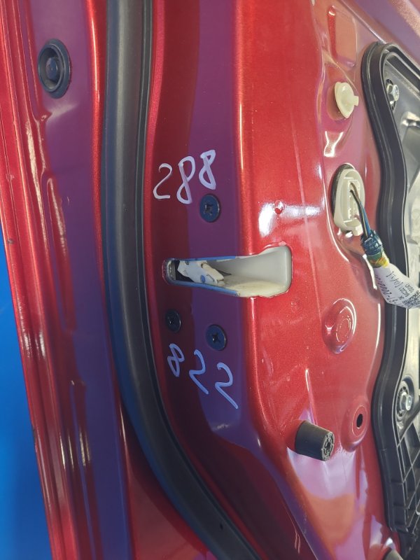 Door lock MAZDA CX-5 (KE) 11-17 Left. Front.