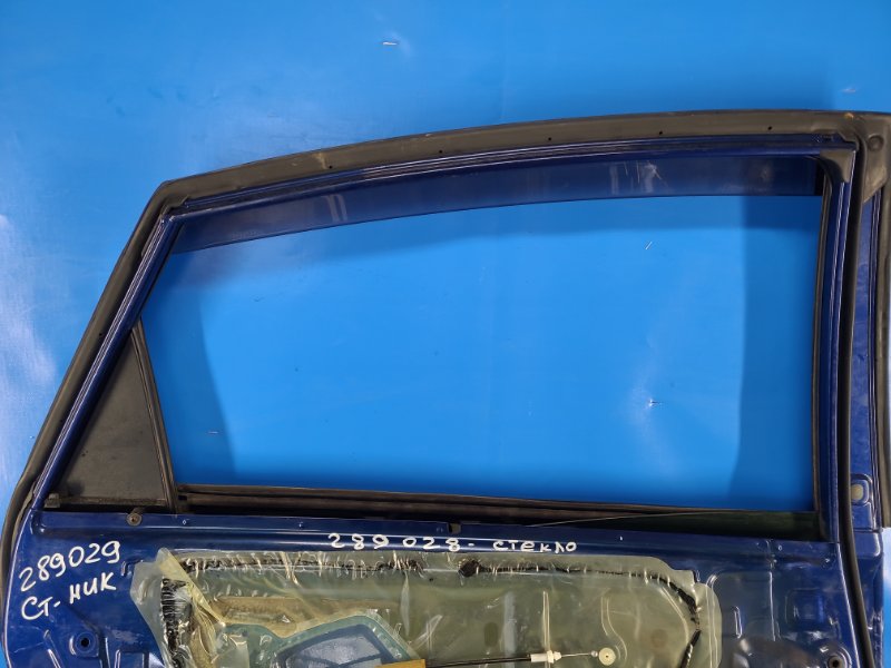 Door glass TOYOTA PRIUS - 30 09-17 Left. Rear.