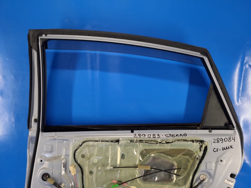 Door glass TOYOTA PRIUS - 30 09-17 Right Rear.
