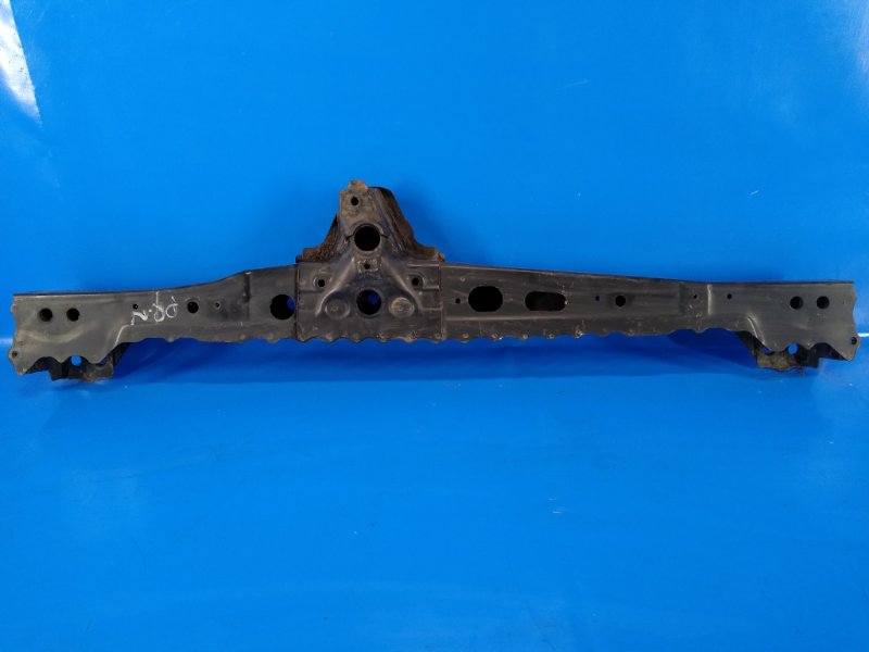 Radiator support beam for Toyota Prius - 30 09-17