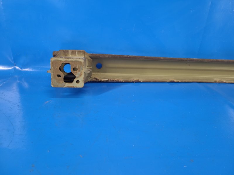 Rear bumper reinforcement for HONDA CRV (RM) 11-18