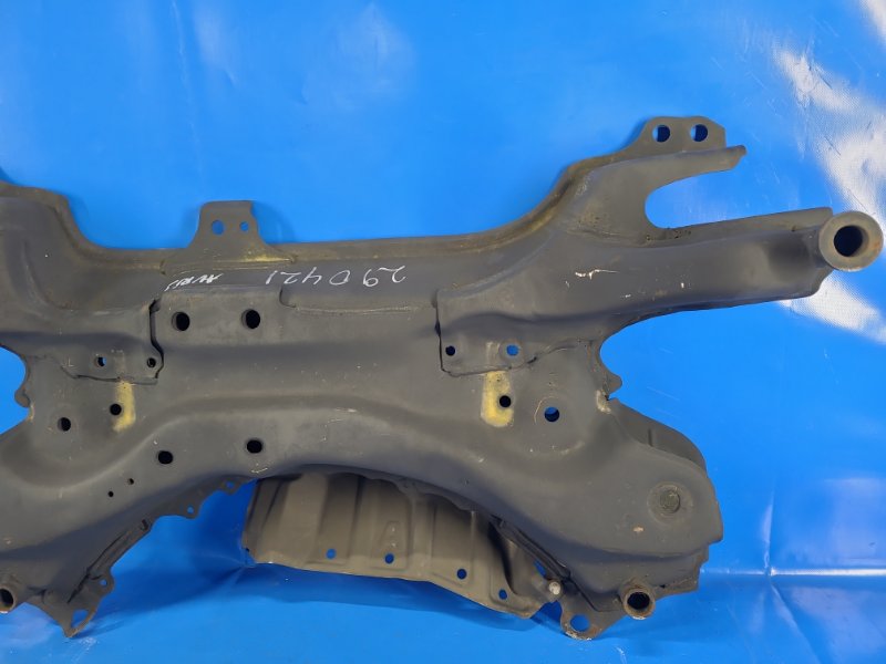 Front suspension beam for Toyota Auris 13-18