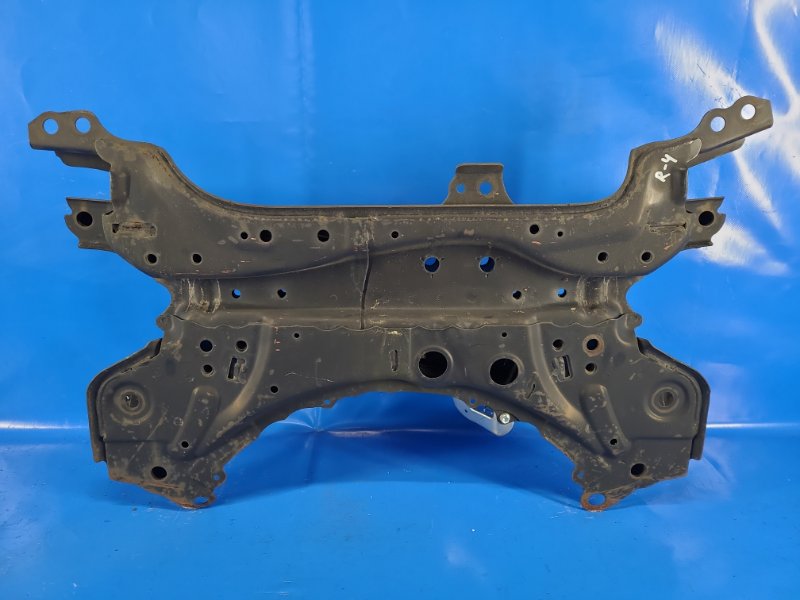 Front suspension beam for Toyota RAV4 05-12