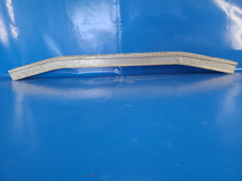 Rear bumper reinforcement for Toyota RAV4 05-12