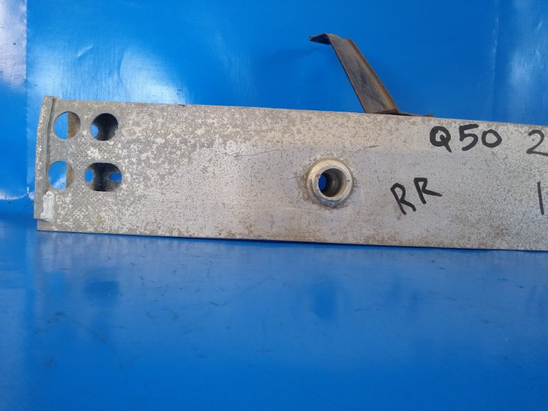 Rear bumper reinforcement for INFINITI Q50 15-20
