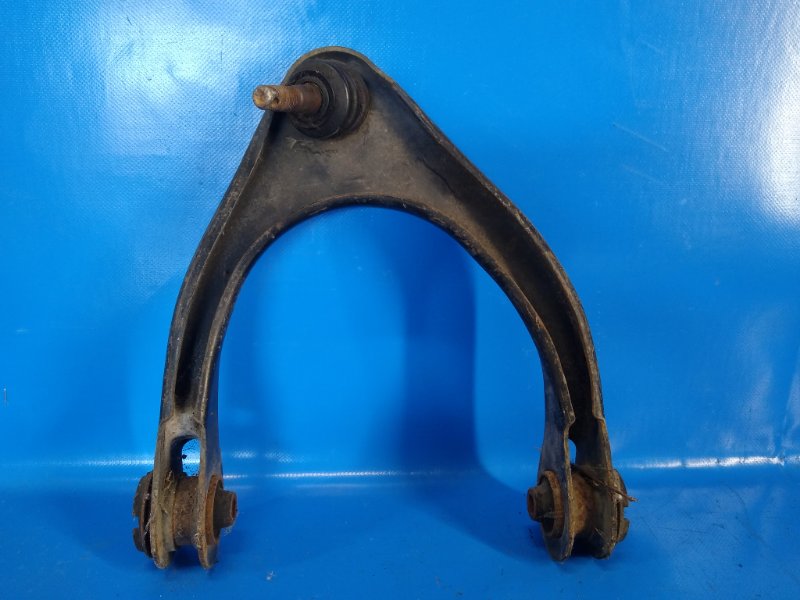 Upper front suspension arm LEXUS GS350 GS300 05-11 Right.