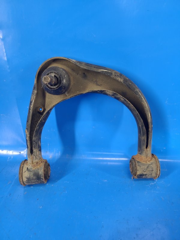 Upper front suspension arm TOYOTA LAND CRUISER PRADO 150 09-17 Right.