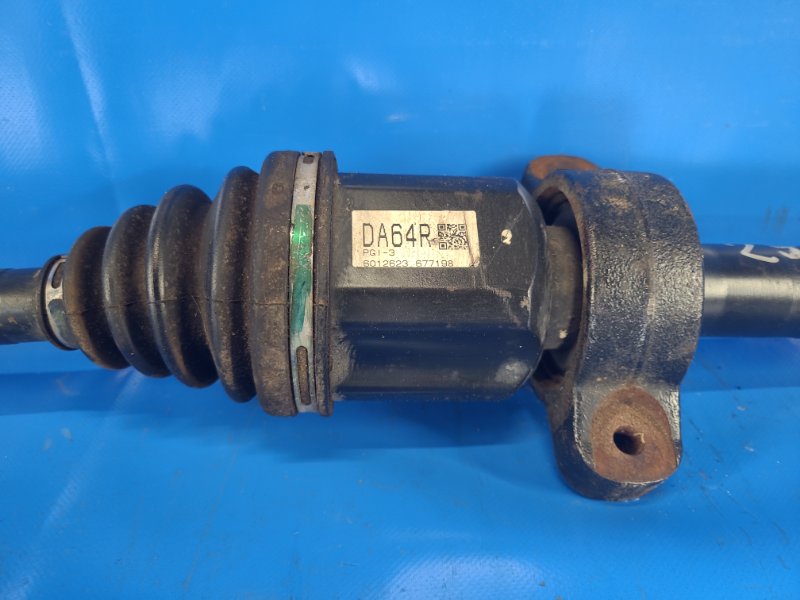 Front-wheel drive TOYOTA RAV4 13-19 Right.