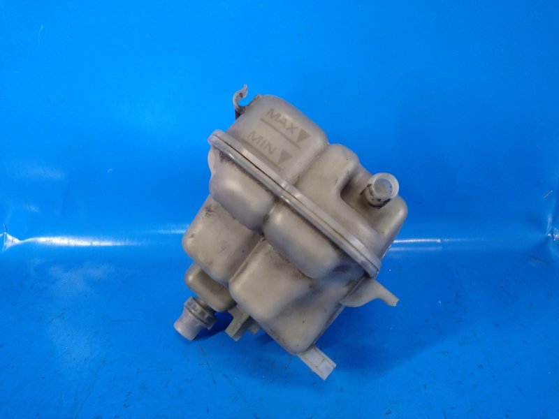 Expansion tank AUDI A6 (C7) 11-18 2011