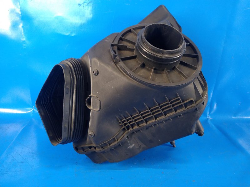 Air filter housing AUDI A6 (C7) 11-18 2011