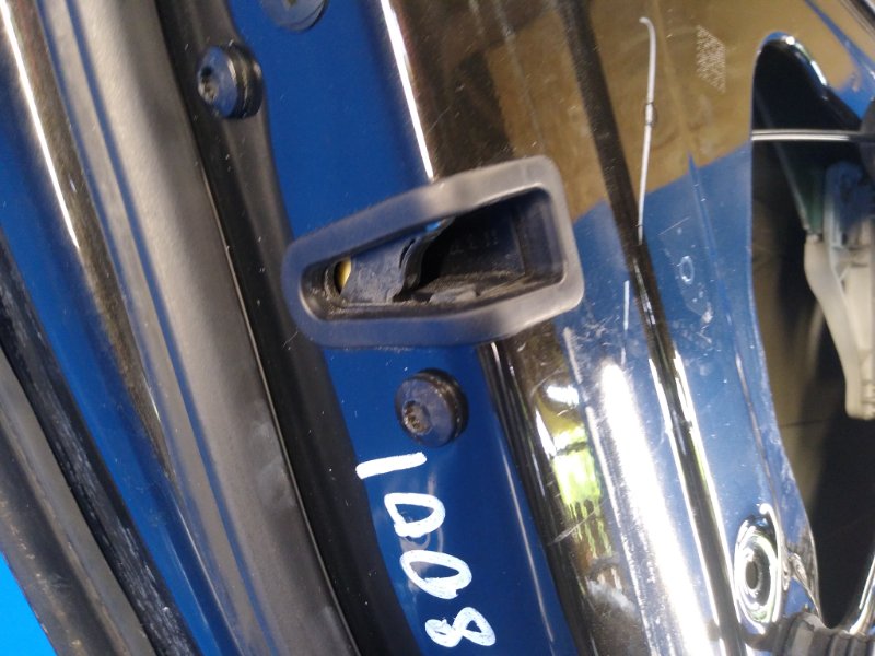 Door lock AUDI A6 (C7) 11-18 2011 Left. Rear.