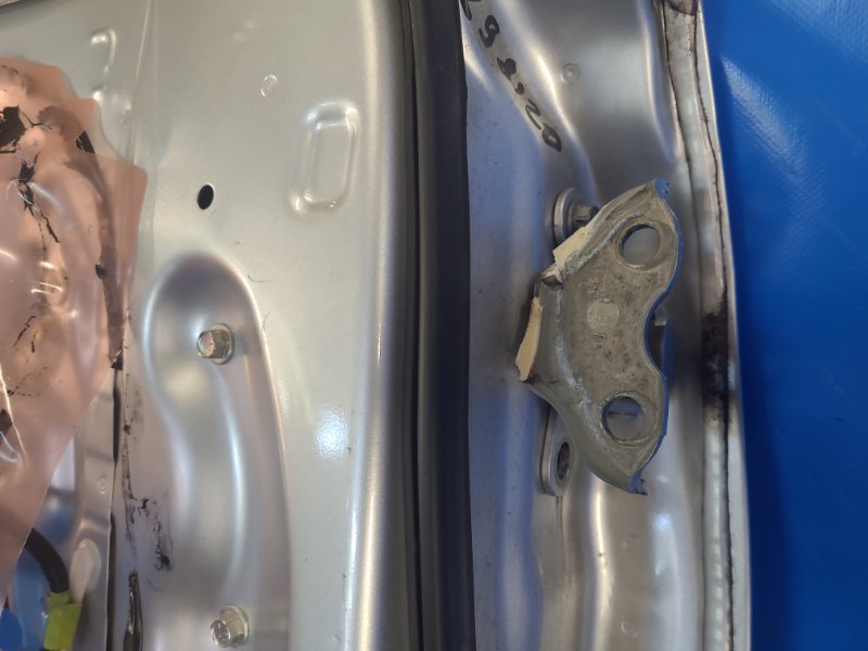 Upper door hinge TOYOTA CAMRY 40 06-11 2010 Left. Rear.