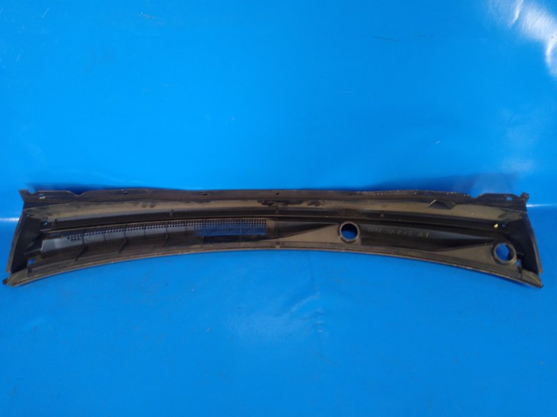 Plastic windshield trim / Jabot MITSUBISHI MIRAGE 13-2013