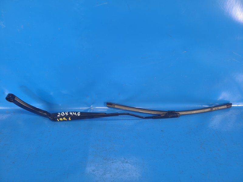 Front windshield wiper arm FORD MUSTANG 15- 2019 Right.