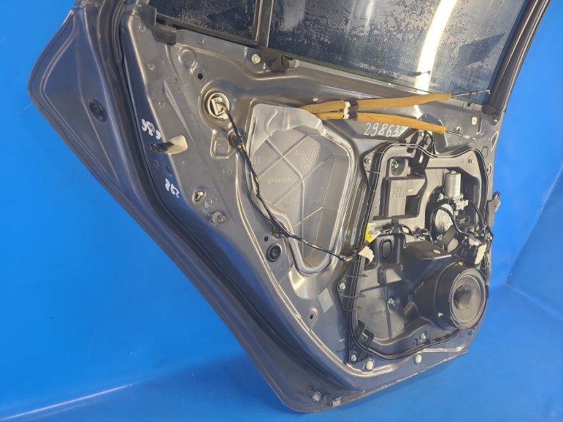 Door MAZDA 6 GH 07-12 2009 Left. Rear.