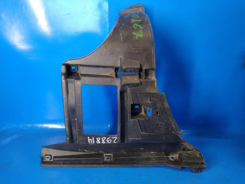 Rear bumper bracket VOLVO XC70 00–07 2006 Left.