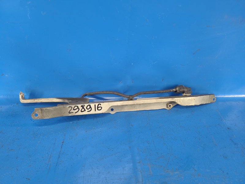 Hood lock bracket for Toyota Camry 40 06-11 2007