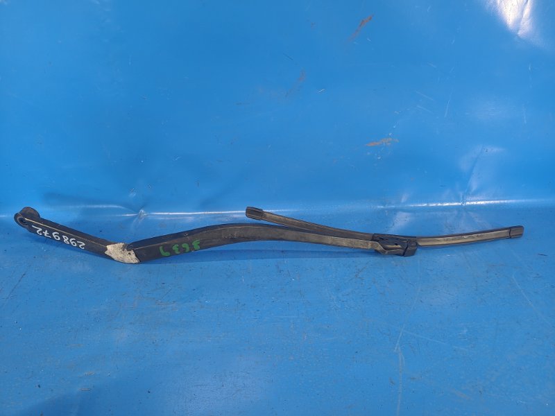 Front windshield wiper arm TOYOTA CAMRY 40 06-11 2007 Right.