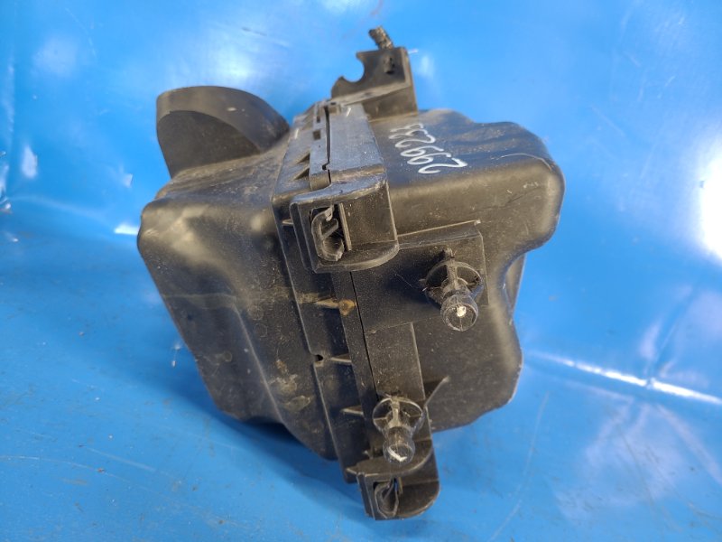 Air filter housing NISSAN SENTRA B17 12-21 2013