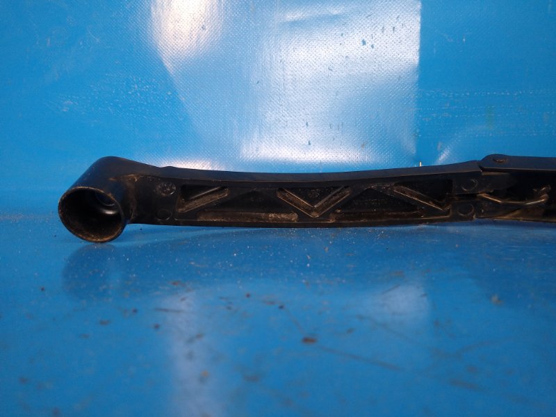 Front windshield wiper arm NISSAN SENTRA B17 12-21 2013 Right.
