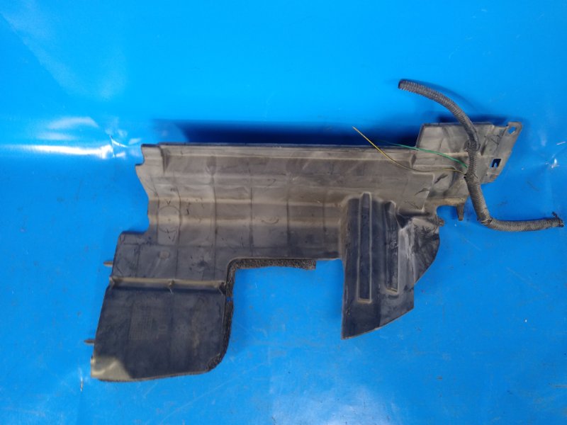 Radiator deflector NISSAN SENTRA B17 12-21 2013 Left.
