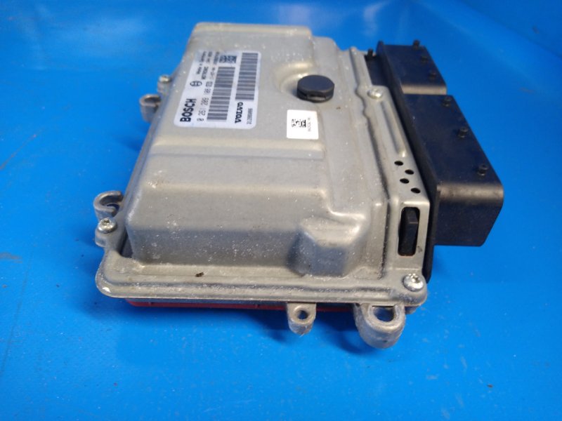 Engine control unit for Volvo S60 10-13 2012