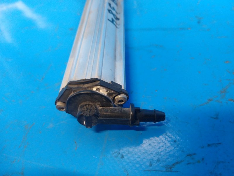 Headlight washer nozzle VOLVO S60 10-13 2012 Right.