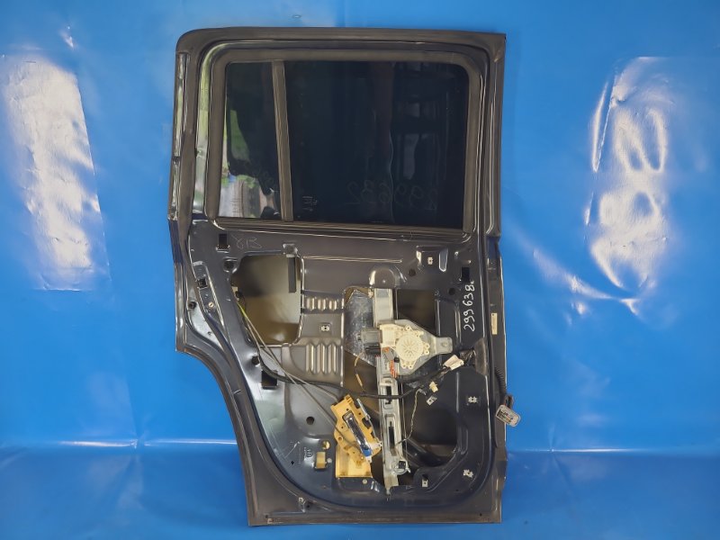 Door JEEP COMPASS 06-16 2014 Left. Rear.