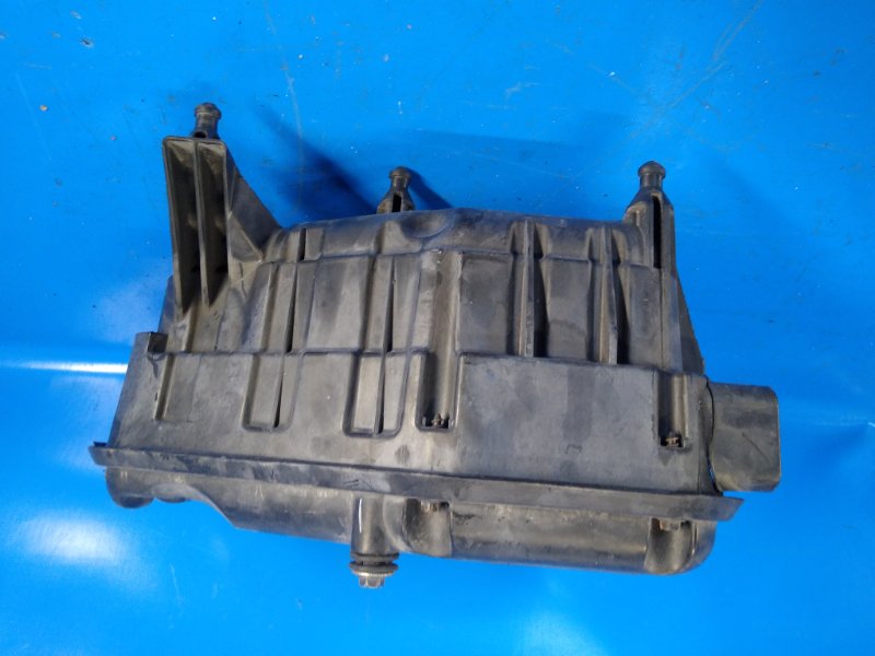 Air filter housing for the Jeep Compass 06-16 2014