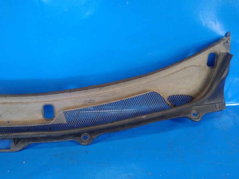 Plastic under the windshield / Frog VOLVO XC90 02–16 2008