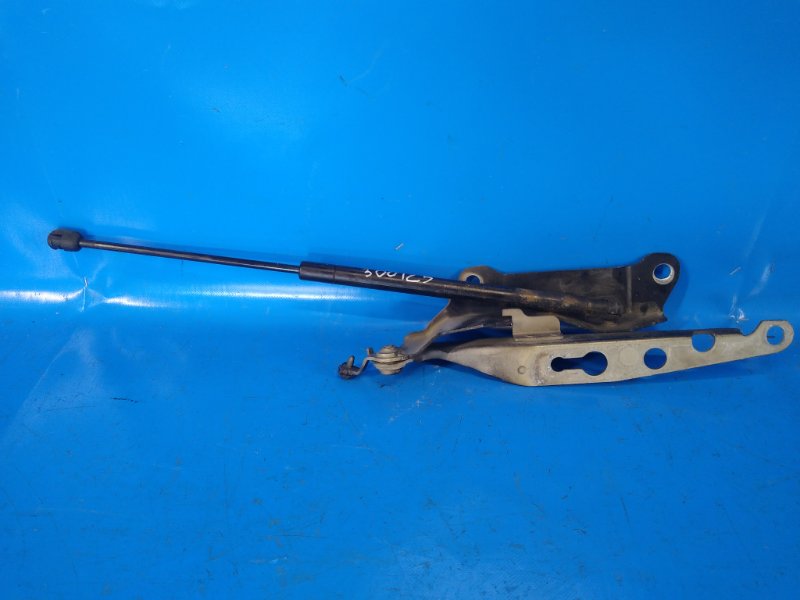 Hood shock absorber VOLVO XC90 02–16 2008