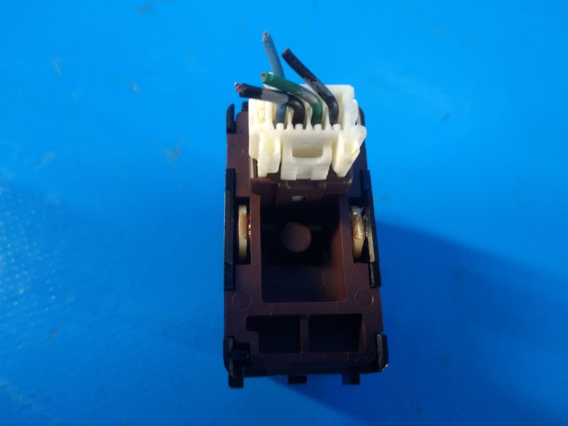 External trunk release button for Nissan Sentra B17 12-21 2013