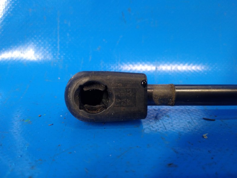 Ford Mustang 15-2019 trunk lid shock absorber