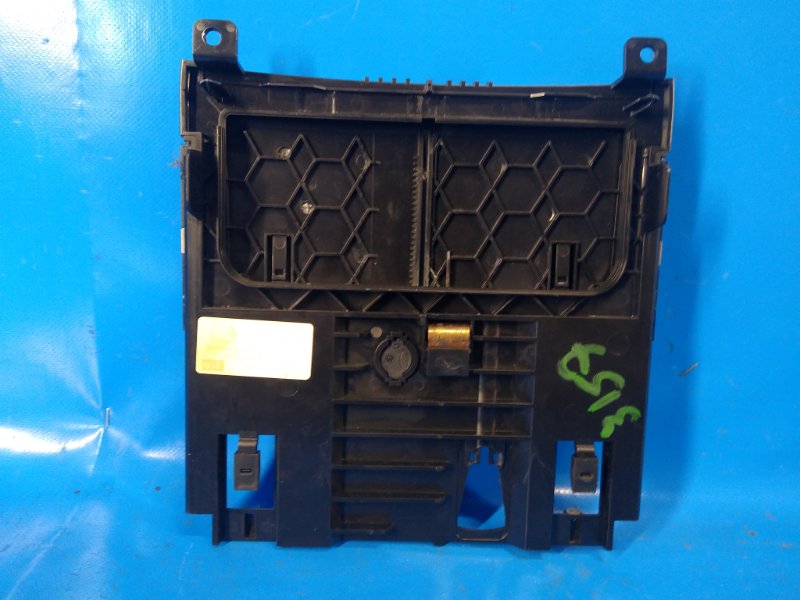 Central console AUDI A6 (C7) 11-18 2011