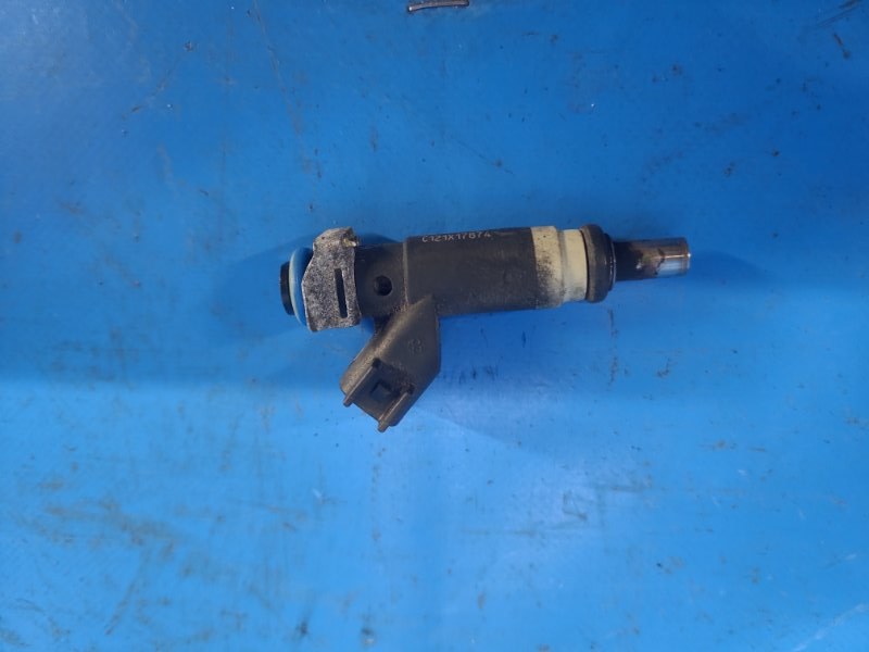 Fuel injector Chrysler 200 10-14 2012